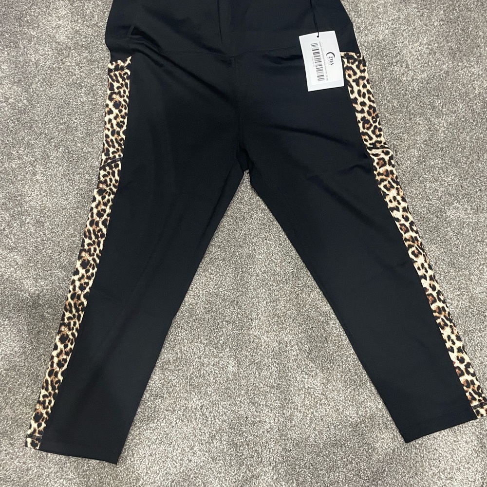 Zyia workout pants